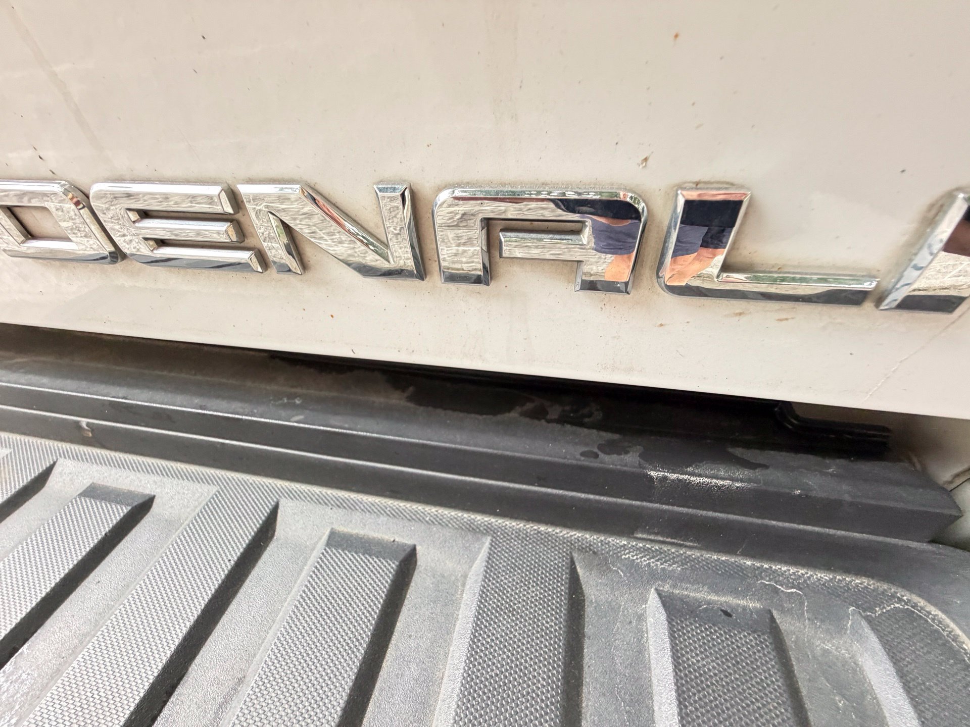 Used 2017 GMC Sierra 3500 Denali w/ Duramax Plus Package AWD/4WD image 7