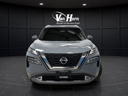 Used 2021 Nissan Rogue SL FWD image 2