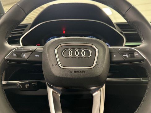 New 2025 Audi Q3 2.0T Premium image 22