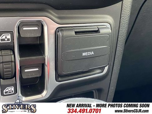Used 2023 Jeep Wrangler Unlimited Sport AWD/4WD image 59