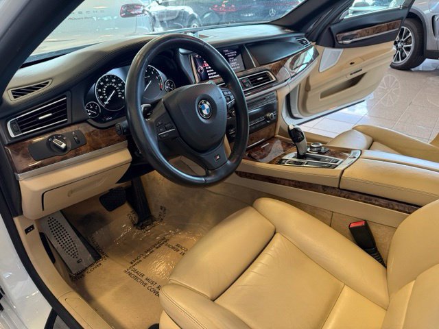 Used 2013 BMW 740Li RWD image 2