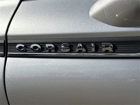 Used 2020 Lincoln Corsair Reserve image 5