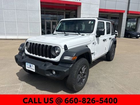 Used 2024 Jeep Wrangler Sport S image 2