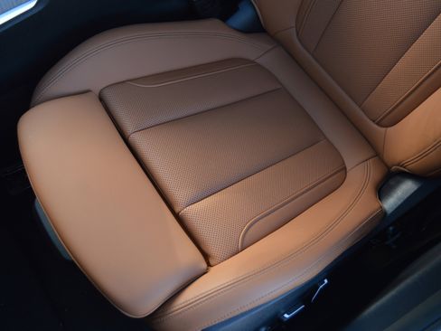 Certified 2025 BMW 330i xDrive 330i xDrive image 26