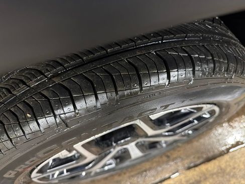 New 2026 Jeep Compass Limited w/ Sun, Sound & Navigation Group image 32