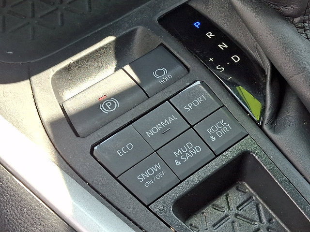 Used 2024 Toyota RAV4 XLE w/ Convenience Package AWD/4WD image 16
