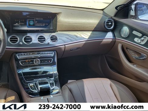 Used 2017 Mercedes-Benz E 300 image 14