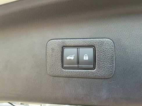 Used 2024 Nissan Armada Platinum w/ Cargo Package image 31