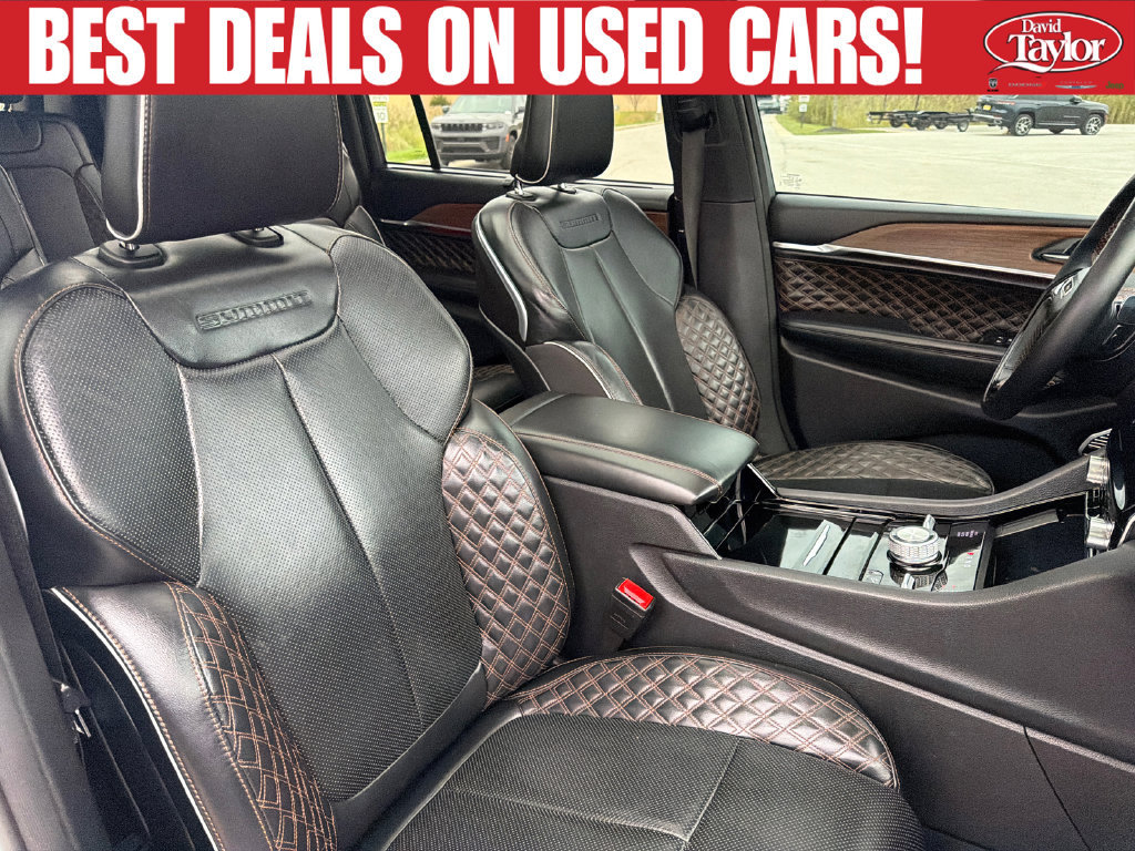 Used 2024 Jeep Grand Cherokee L Summit w/ Advanced Protech Group IV AWD/4WD image 30