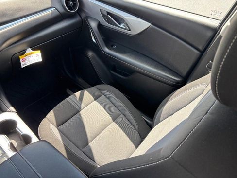 Certified 2024 Chevrolet Blazer LT w/ Convenience Package FWD image 14