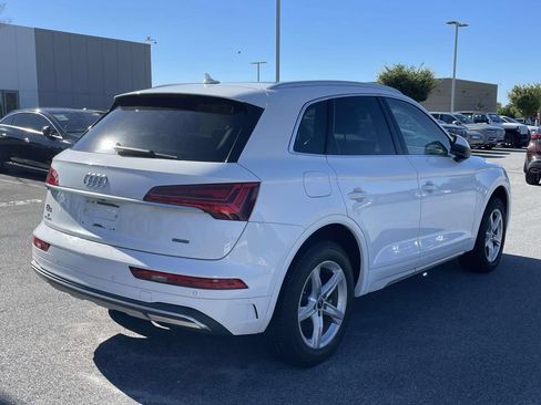 Used 2021 Audi Q5 2.0T Premium w/ Convenience Package AWD/4WD image 4