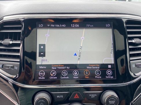 Used 2021 Jeep Grand Cherokee Limited w/ Sun & Sound Group AWD/4WD image 14