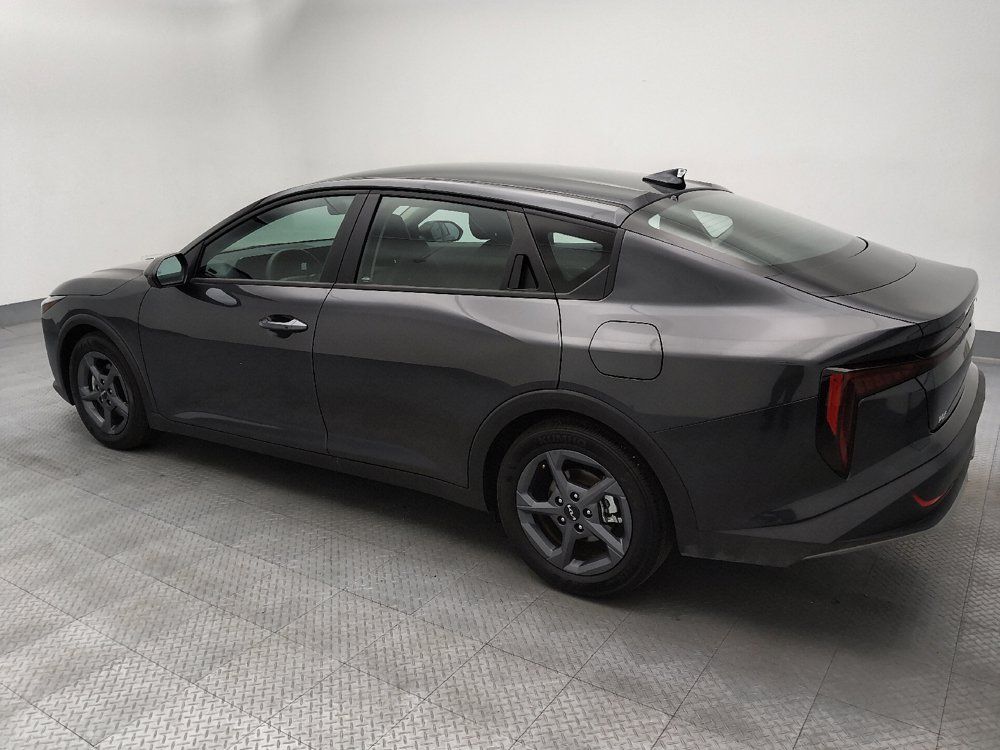 Used 2025 Kia K4 FWD image 3