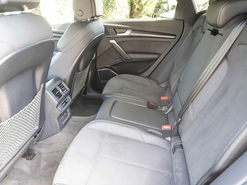 Used 2022 Audi SQ5 Premium Plus AWD/4WD image 19