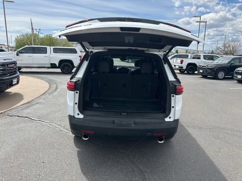 Used 2022 Chevrolet Traverse RS AWD/4WD image 23