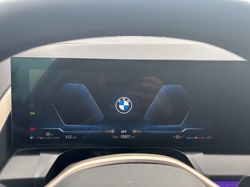 Used 2025 BMW X3 xDrive30i w/ Premium Package image 13