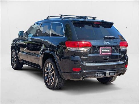 Used 2017 Jeep Grand Cherokee Overland image 8