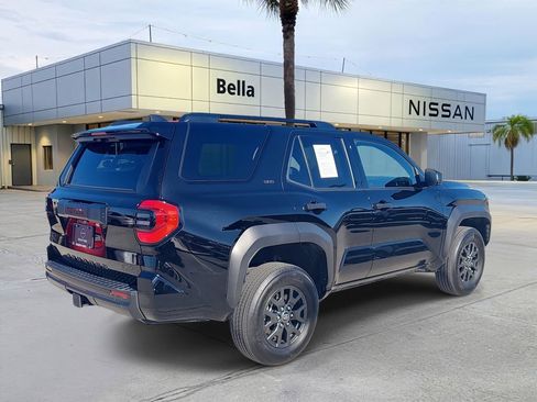 Used 2025 Toyota 4Runner SR5 image 5