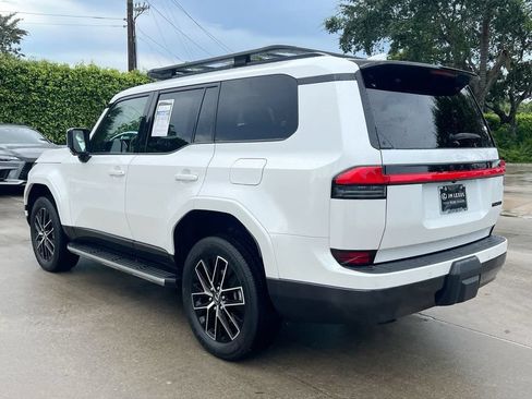 Certified 2025 Lexus GX 550 w/ Accessory Package (31) AWD/4WD image 5