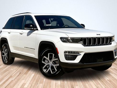 New 2025 Jeep Grand Cherokee Limited image 2
