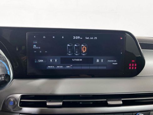 Used 2023 Hyundai Palisade SE AWD/4WD image 7