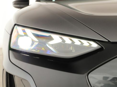 Used 2024 Audi RS e-tron GT w/ Carbon Performance Package image 34