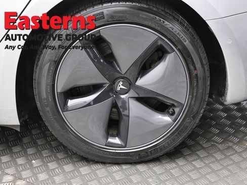 Used 2018 Tesla Model 3 Long Range image 8