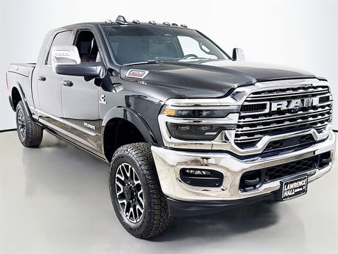Used 2025 RAM 2500 Limited image 3