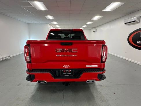 Used 2025 GMC Sierra 1500 Elevation w/ Elevation Premium Package image 6
