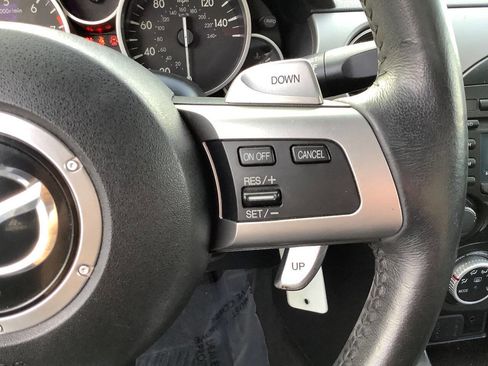 Used 2009 MAZDA MX-5 Miata Sport image 32