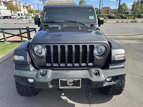 Used 2019 Jeep Wrangler Unlimited Sport S image 11