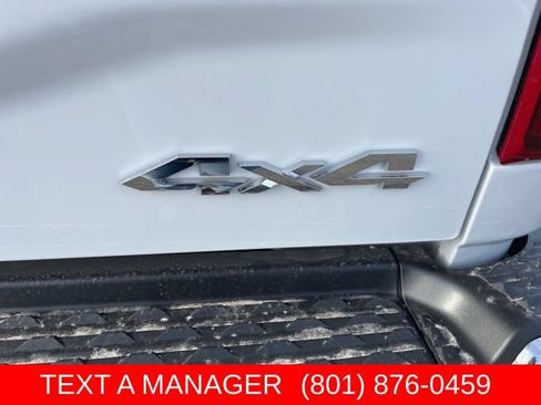 New 2026 RAM 3500 Big Horn AWD/4WD image 13