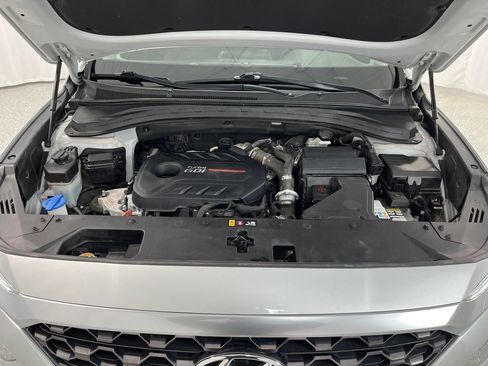 Used 2019 Hyundai Santa Fe AWD image 23