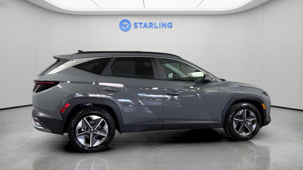 Used 2025 Hyundai Tucson SEL FWD image 11