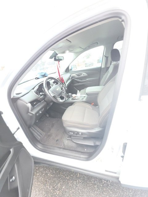 Used 2019 Chevrolet Traverse LT AWD/4WD image 3