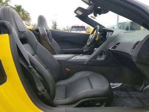 Used 2018 Chevrolet Corvette Stingray Convertible RWD image 26