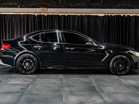Used 2019 Genesis G70 2.0T Advanced w/ Dynamic Package AWD/4WD image 9