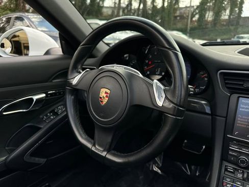 Used 2014 Porsche 911 Carrera 4 image 26