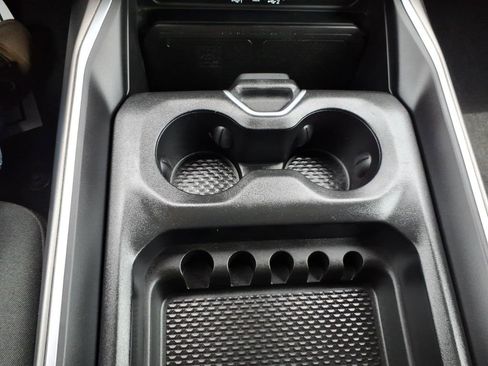 Used 2025 RAM 1500 Big Horn AWD/4WD image 12