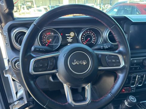 Used 2022 Jeep Gladiator Rubicon w/ Trailer Tow Package image 11