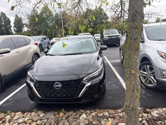 Used 2024 Nissan Sentra SV FWD image 2