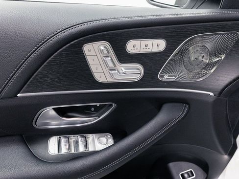 Certified 2026 Mercedes-Benz GLS 450 4MATIC image 6