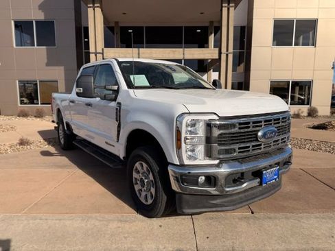 Used 2024 Ford F250 XLT w/ FX4 Off-Road Package AWD/4WD image 10