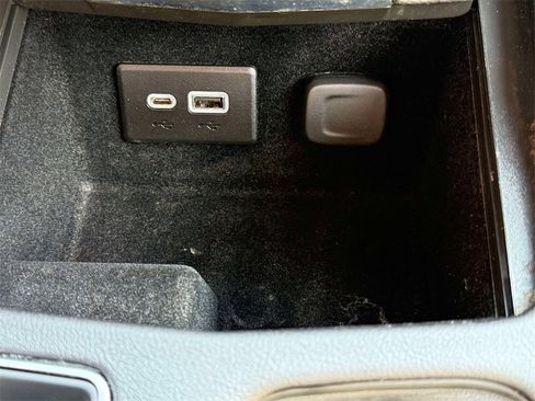 Used 2021 Cadillac XT4 Sport w/ Cold Weather Package image 26