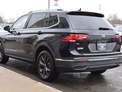 Used 2023 Volkswagen Tiguan SE FWD image 11