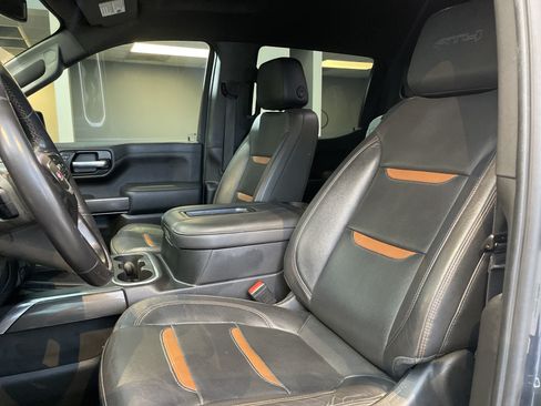 Used 2022 GMC Sierra 1500 AT4 w/ AT4 Preferred Package AWD/4WD image 18