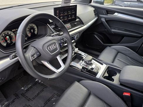 Used 2025 Audi Q5 2.0T Premium image 29