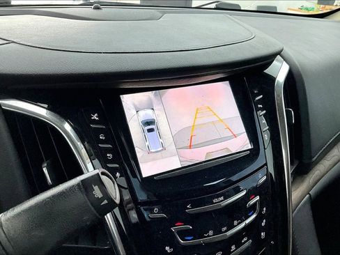 Used 2016 Cadillac Escalade Premium image 30