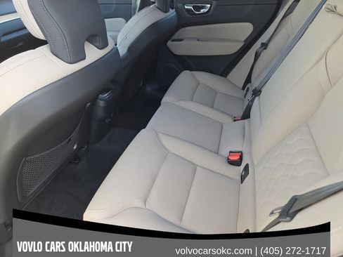 Used 2026 Volvo XC60 B5 Plus w/ Protection Package Premier AWD/4WD image 30