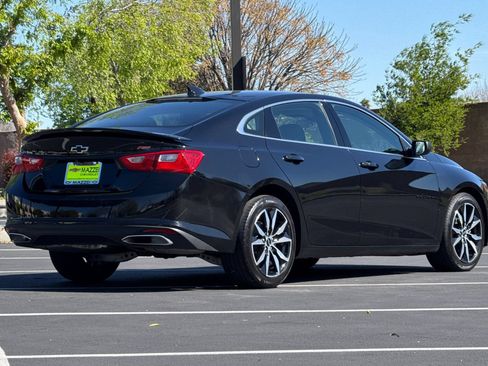 Used 2025 Chevrolet Malibu RS FWD image 11